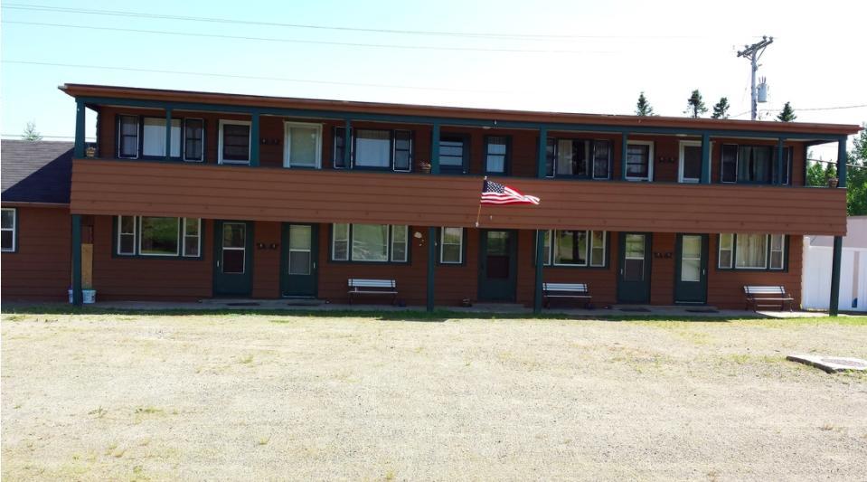 Bear Paw Inn Michigamme Buitenkant foto